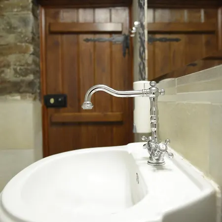 Country house Crambero Alona
