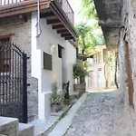 Crambero Hétvégi ház Alona